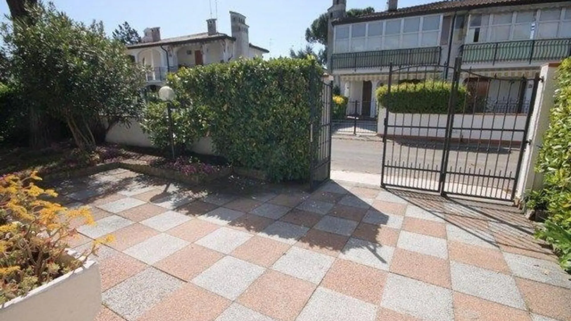 Holiday home Ferienhaus In Lido Delle Nazioni Mit Grossem Garten