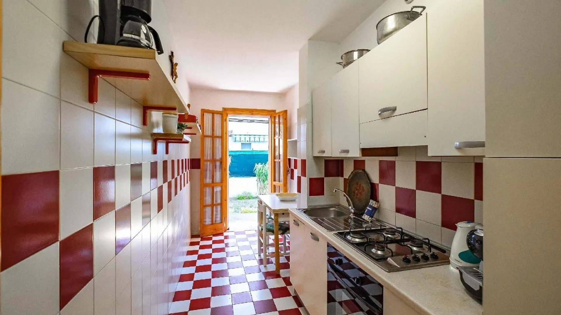 Holiday home Ferienhaus In Lido Delle Nazioni Mit Grossem Garten
