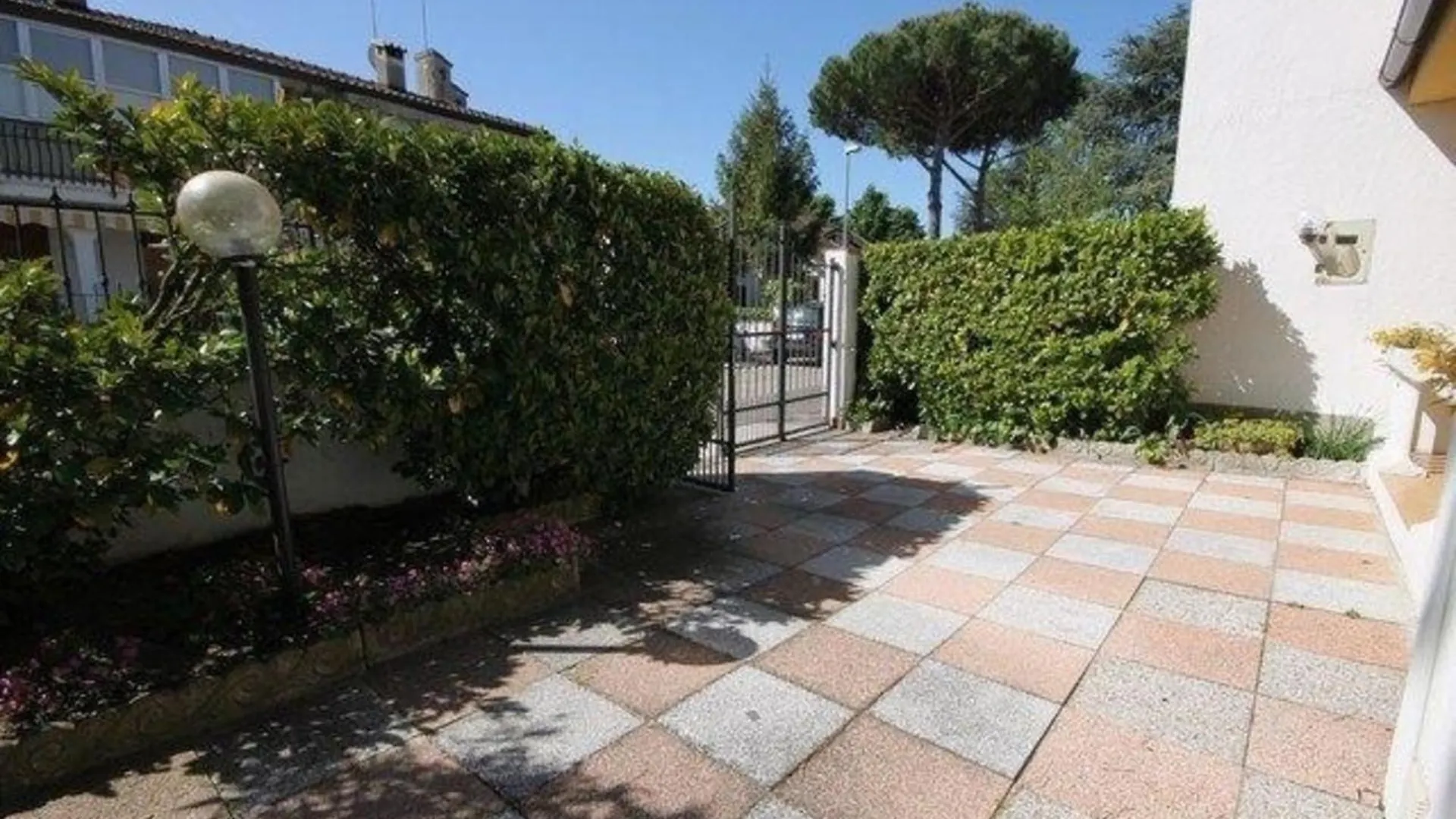 Ferienhaus In Lido Delle Nazioni Mit Grossem Garten 0*,  Italy